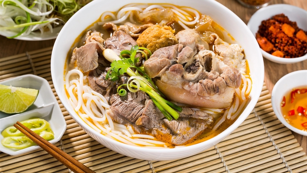 Trường học Nhật đưa bún bò Huế vào thực đơn của học sinh